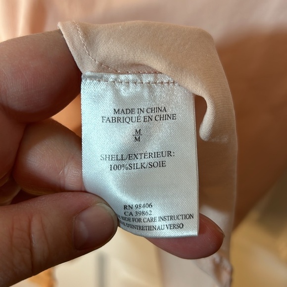 Size small theory, silk peach coloured blouse - Picture 4 of 7